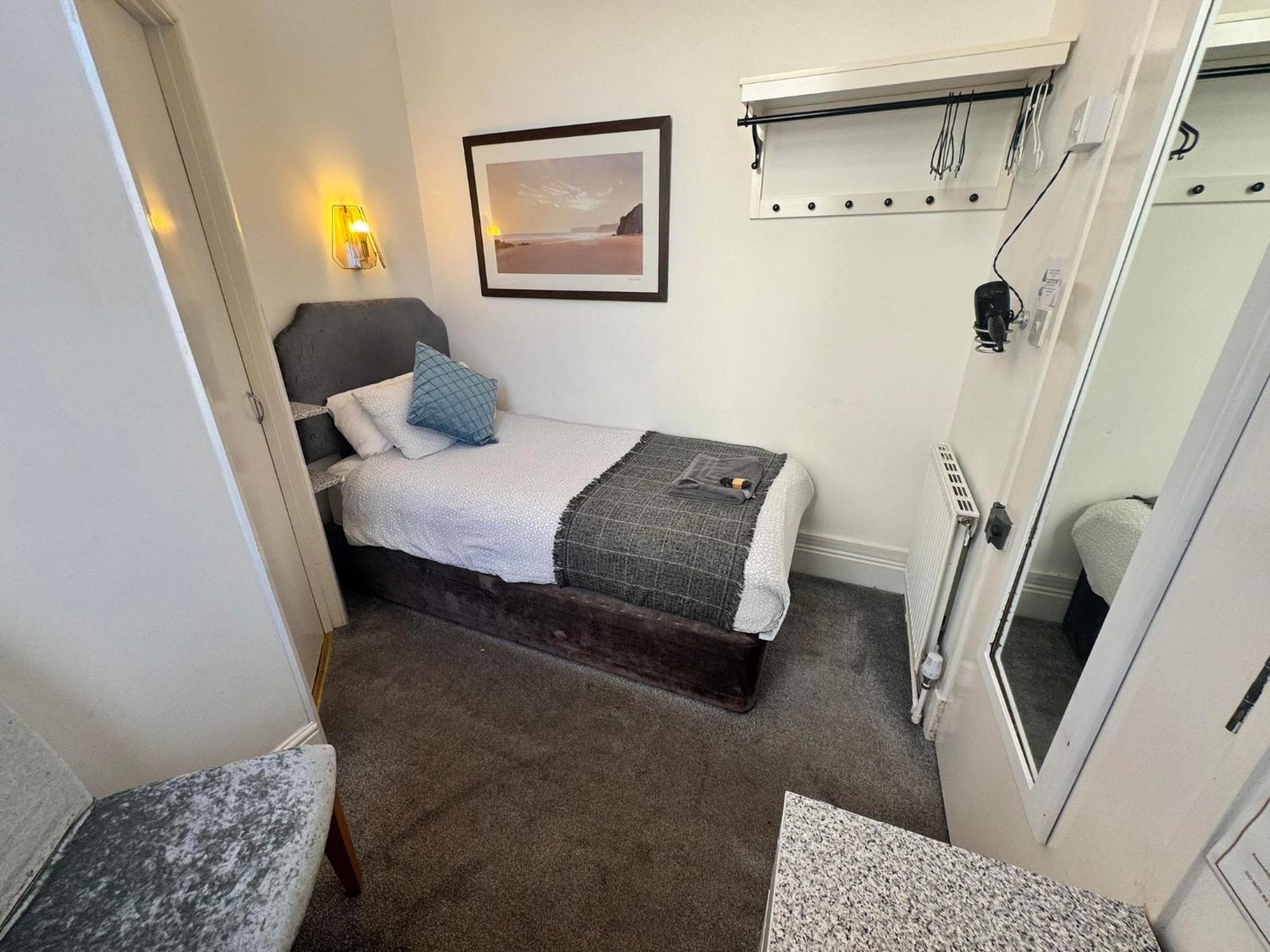 The Jubilee Hotel East - With Spa Facilities & Smokehouse - Newly Refurbished Facilities Weymouth Esterno foto