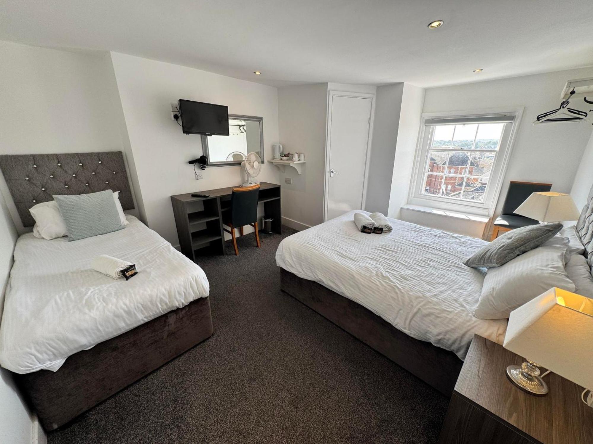 The Jubilee Hotel East - With Spa Facilities & Smokehouse - Newly Refurbished Facilities Weymouth Esterno foto
