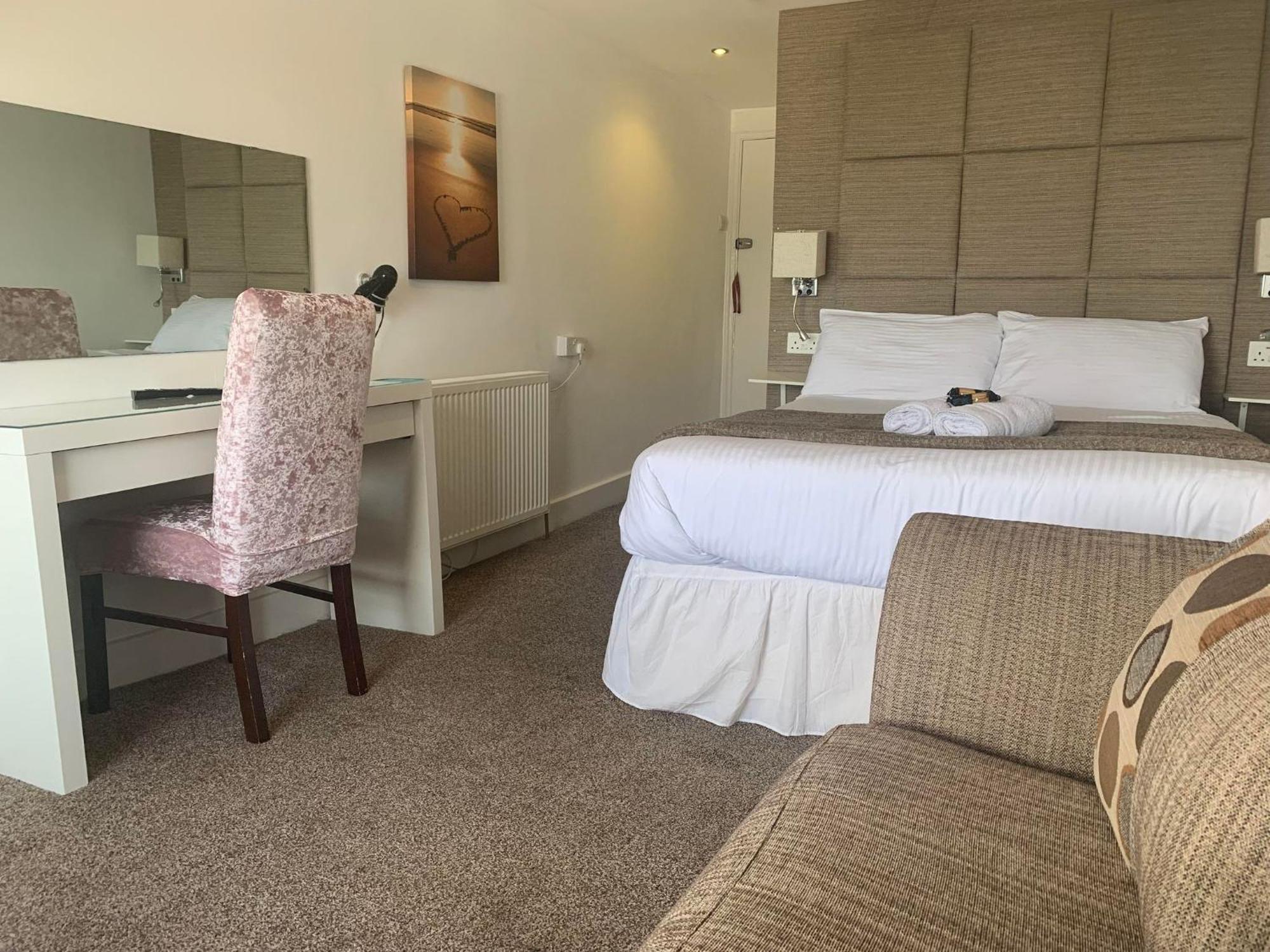 The Jubilee Hotel East - With Spa Facilities & Smokehouse - Newly Refurbished Facilities Weymouth Esterno foto