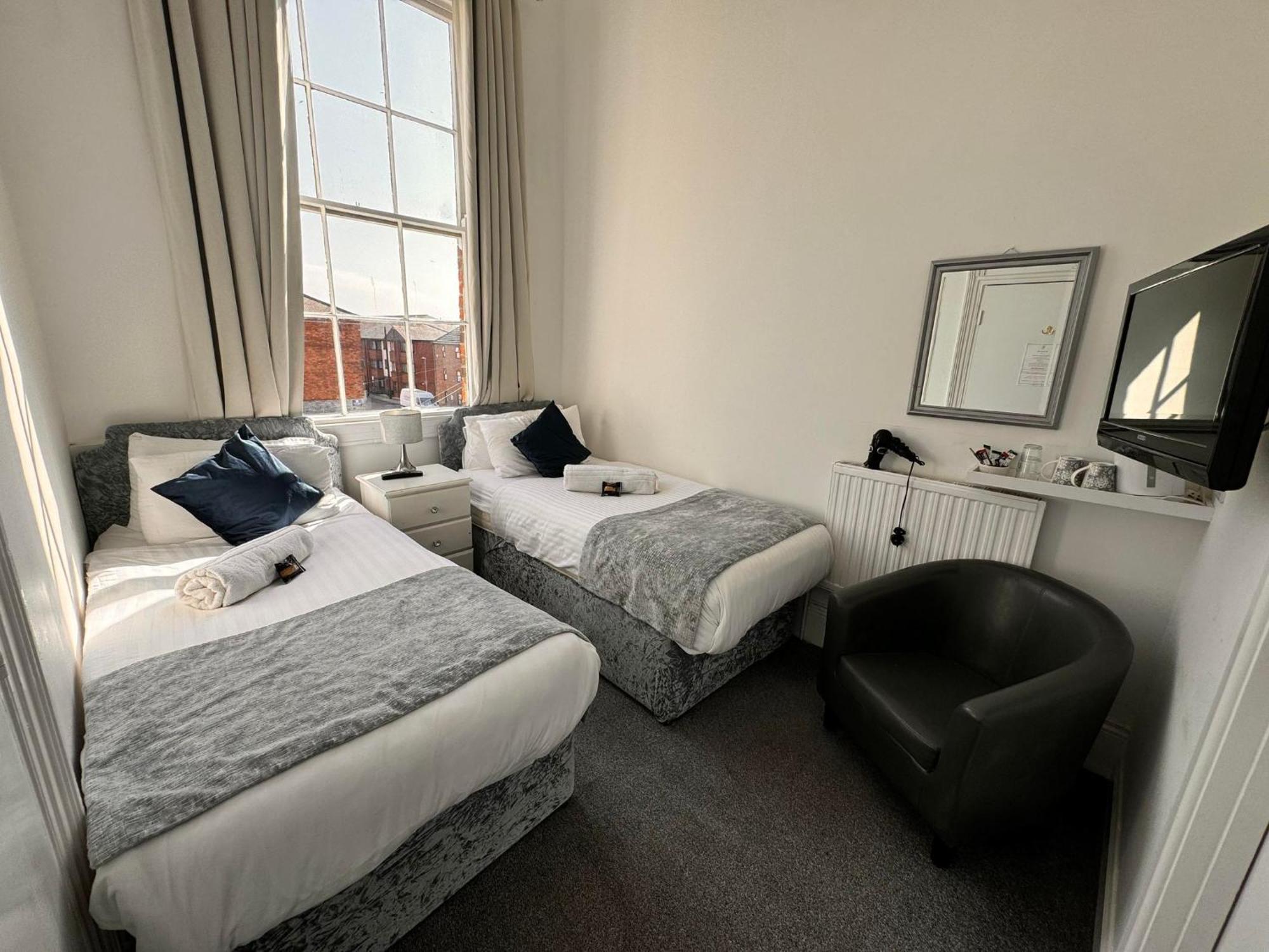 The Jubilee Hotel East - With Spa Facilities & Smokehouse - Newly Refurbished Facilities Weymouth Esterno foto